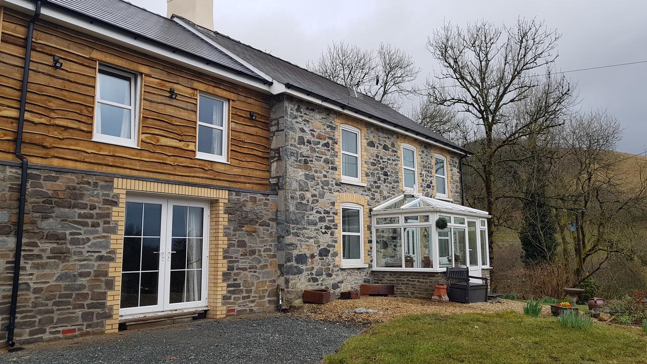 Maes Y Gwaelod Bed & Breakfast Llanwrtyd Wells Exterior photo